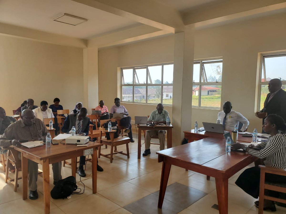 USJM_Official's tweet image. #Happening_Now: The workplan preparation and budgeting training. This is to help participants gain more experience in preparing departmental, faculty, or unit workplans and budgeting for the FY 2025/2026. The practical session is led by Robinah F. Nakakeeto.