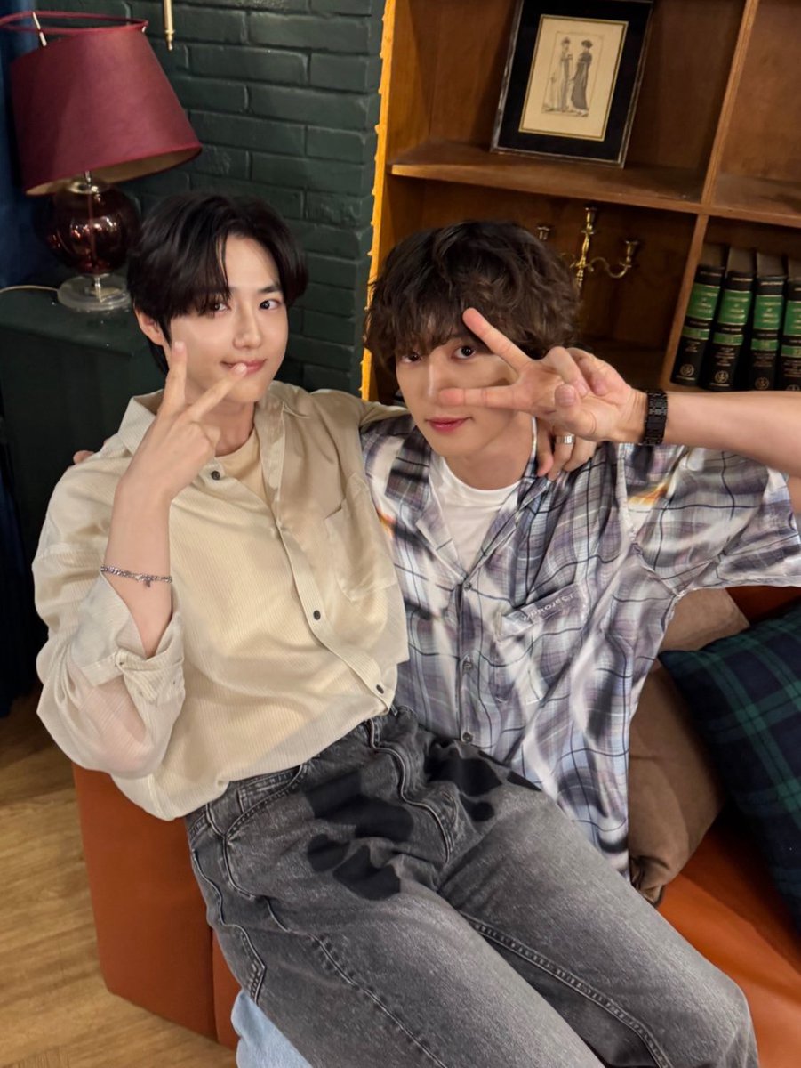 대문자 S도 있긴 함... 근데 리뉴얼되면 더 좋겠죠..
Sˢ 조합 올 때까지 유행이 지속되길...