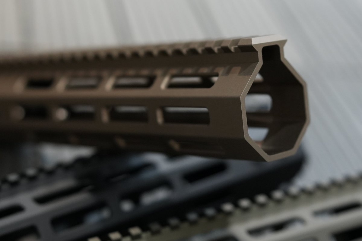 jkarmy_int's tweet image. Airsoft Artisan ✨
SQUID 9” M-LOK Handguard 
For AR / M4 AEG / GBB / PTW series 

#artisan #squid #handguard