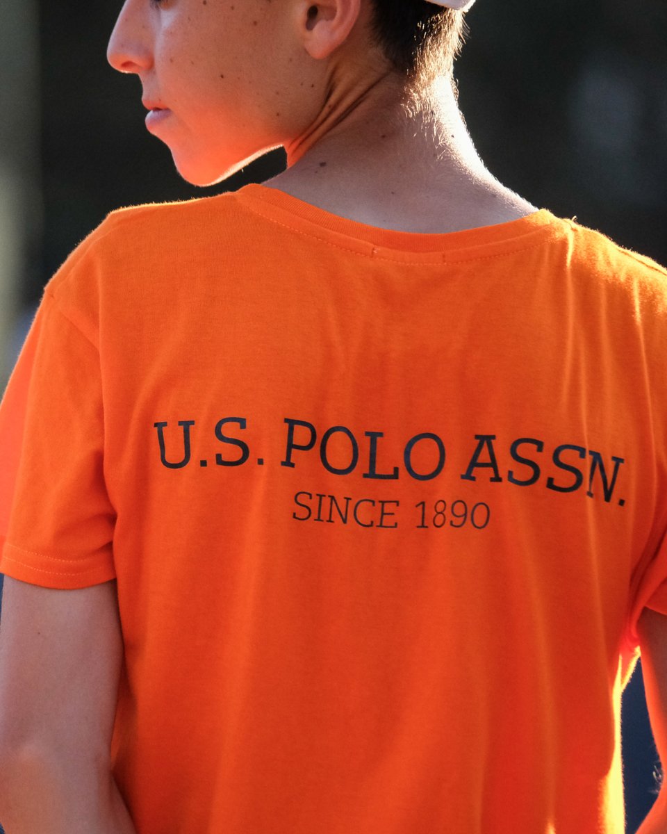 Palermo Ladies Open (@ladiesopenpa) on Twitter photo 🎾 Eleganza in campo, stile fuori
A vestire i Palermo Ladies Open 2025 sarà ancora U.S. Polo Assn., che fornirà l'abbigliamento di staff, raccattapalle e giudici di linea.
Un connubio perfetto di sport, autenticità e raffinatezza🎀🏆
#PLO25 <a href="/uspoloassn/">U.S. Polo Assn.</a> 🎾 Eleganza in campo, stile fuori
A vestire i Palermo Ladies Open 2025 sarà ancora U.S. Polo Assn., che fornirà l'abbigliamento di staff, raccattapalle e giudici di linea.
Un connubio perfetto di sport, autenticità e raffinatezza🎀🏆
#PLO25 <a href="/uspoloassn/">U.S. Polo Assn.</a>
