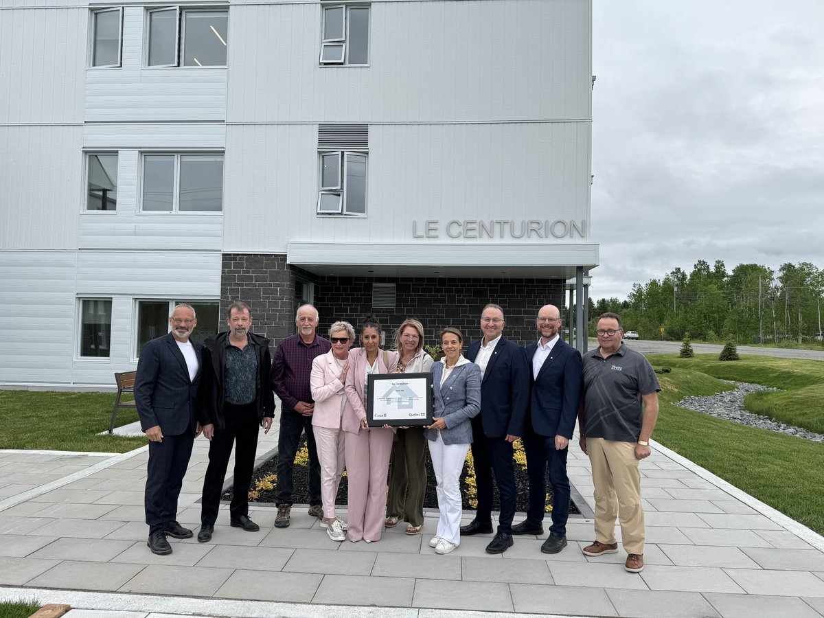 FEDuranceauCAQ's tweet image. 25 nouveaux logements sociaux et abordables sont maintenant prêts à accueillir leurs locataires à Amos. Bravo à l’OMH et à tous les partenaires pour ce beau projet. 🏠👏🏻
@SBlaisCAQ @HabitationSHQ