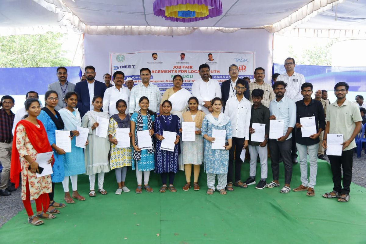 tasktg's tweet photo. "There’s nothing training can’t achieve.”, “Training transforms dreams into reality.”-Minister
@meeseethakka. Over 98% trainees of @tasktg #mulugu placed in top firms. Mulugu rise begins with 1st #itcompany Sria Infotech #skill #jobs &amp; #industry
@OffDSB Sanjay Kumar https://t.co/gk33vx2nIi