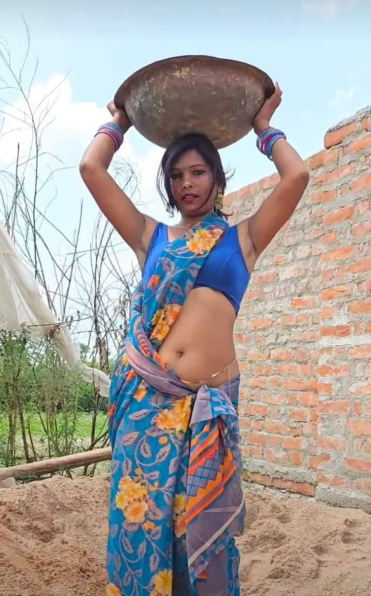ठेकेदार ने इसे काम से निकाल दिया.................😢
क्योकी,

इसकी वजह से सरकारी इंजिनियर बार बार साईट पर विजीट कर रहे थे..!! 🤪🤪😂😝