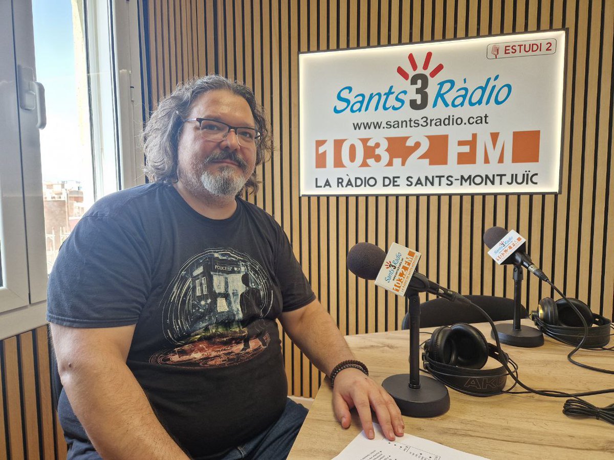 sants3radio (@sants3radio) on Twitter photo Coordinadora d’Entitats de la Casa del Centre Social de Sants: així és la proposta de gestió del veïnat.
Al #SantsMontjuïcAlDia en Jordi Moreno del <a href="/CentreSocSants/">Centre Social Sants</a> ens explica la proposta de gestió cívica.
🎧Audio👉go.ivoox.com/rf/150633770
📰Notícia📸👉el3.cat/noticia/102007… Coordinadora d’Entitats de la Casa del Centre Social de Sants: així és la proposta de gestió del veïnat.
Al #SantsMontjuïcAlDia en Jordi Moreno del <a href="/CentreSocSants/">Centre Social Sants</a> ens explica la proposta de gestió cívica.
🎧Audio👉go.ivoox.com/rf/150633770
📰Notícia📸👉el3.cat/noticia/102007…