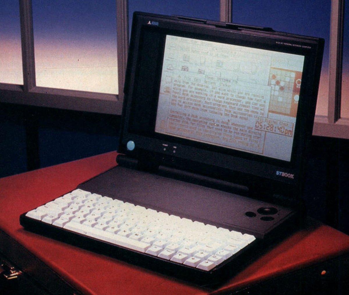 My broken ST Book will be send to the UK to be repaired. Fingers crossed it will be possible to fix. This would make my year a very good year 😎