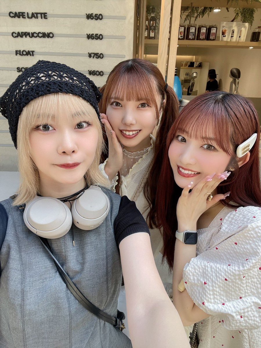 satsuki_miwa411's tweet photo. 出会って10年💙🤍🩷 https://t.co/wlFXozAmV3