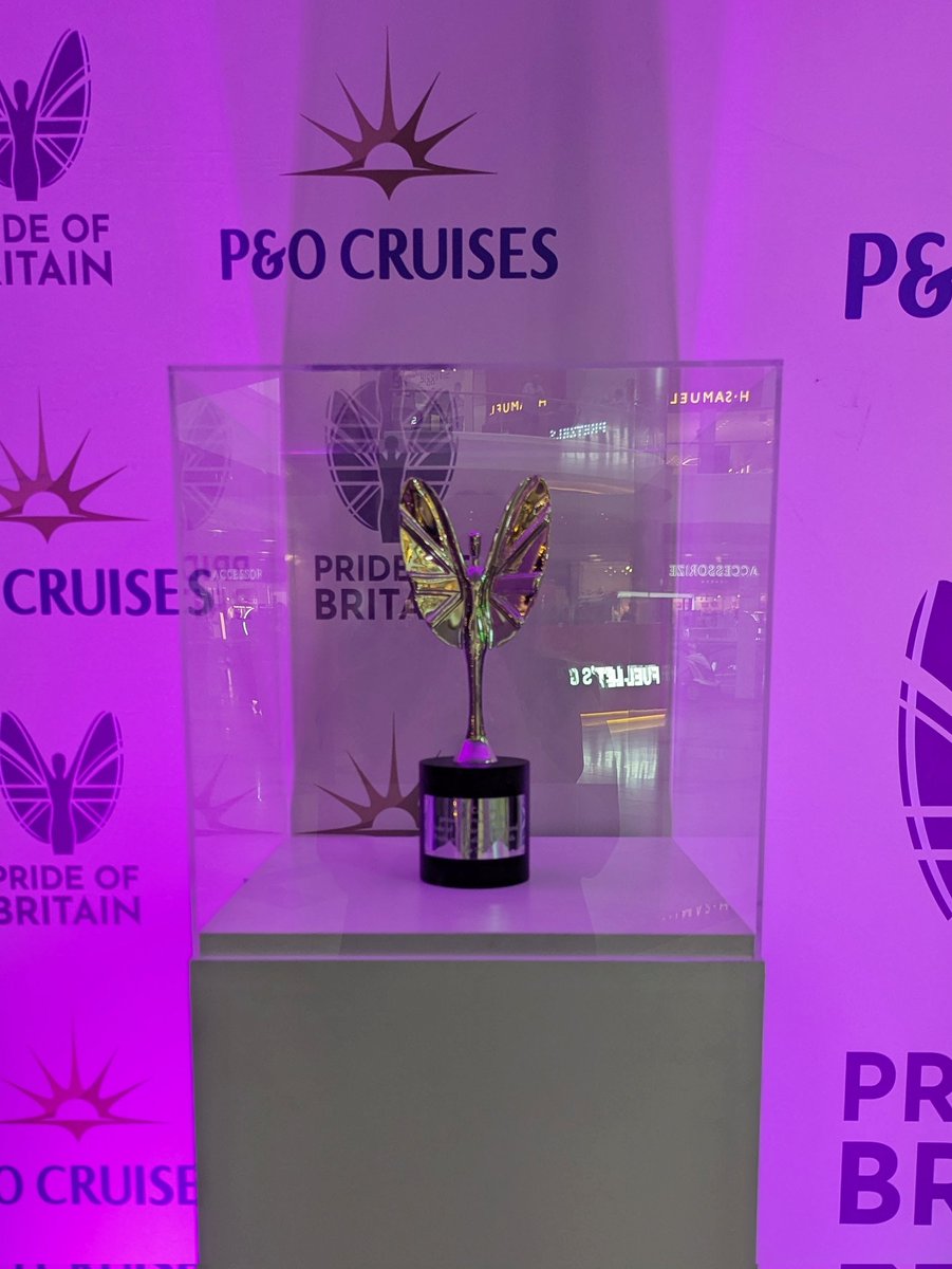 Westquay (@westquay) on Twitter photo The nomination booth for the Daily Mirror Pride of Britain Awards makes its final stop in Southampton today, with us at Westquay until 8pm today.
Come by and nominate someone deserving for the <a href="/pandocruises/">P&O Cruises</a> Inspiration Award!
#PrideOfBritain #PandOCruises #Southampton The nomination booth for the Daily Mirror Pride of Britain Awards makes its final stop in Southampton today, with us at Westquay until 8pm today.
Come by and nominate someone deserving for the <a href="/pandocruises/">P&O Cruises</a> Inspiration Award!
#PrideOfBritain #PandOCruises #Southampton