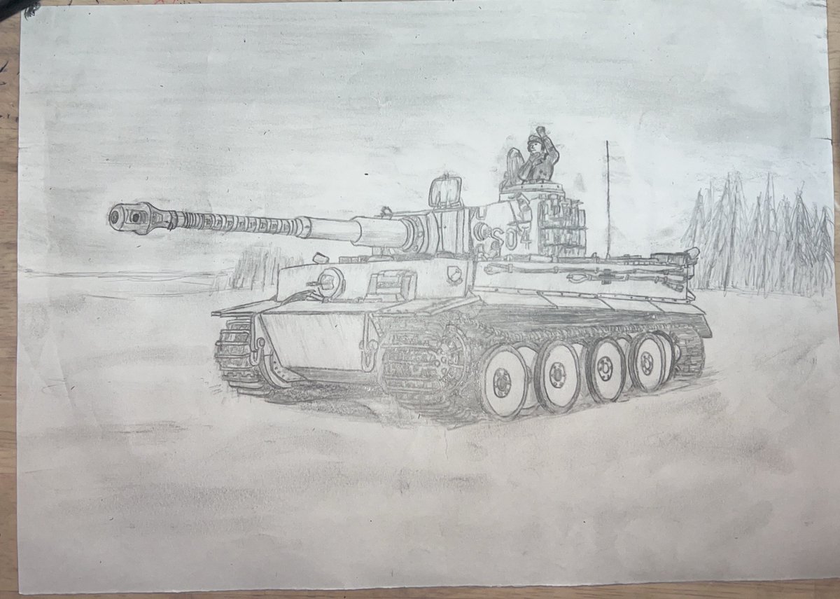 左の絵のティーガーを描いてみた