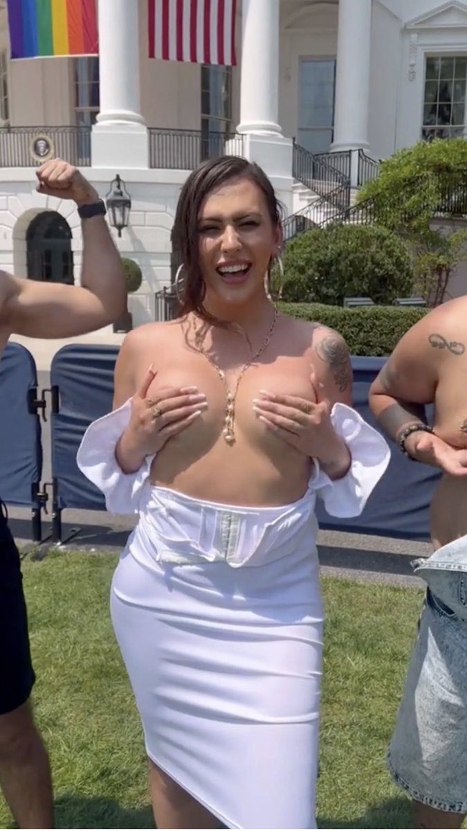 Leeleeliberty (@leeleeliberty11) on Twitter photo <a href="/Jukehorse50/">Michael Coates ๐บ๐ธ๐๐๐๐๐บ๐ธ๐๐๐๐๐บ๐ธ</a> This was the Whitehouse lawn under the left. Iโd sit this one out when trying to preach about class, taste, and culture. ๐คก <a href="/Jukehorse50/">Michael Coates ๐บ๐ธ๐๐๐๐๐บ๐ธ๐๐๐๐๐บ๐ธ</a> This was the Whitehouse lawn under the left. Iโd sit this one out when trying to preach about class, taste, and culture. ๐คก