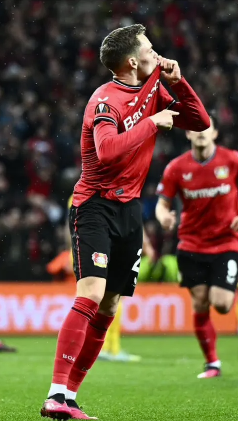 Ach Flo. Danke für ALLES🥹
Rasier die PL und kletter die fehlenden Plätze beim Ballon d'Or. 
Die Meisterschaft, dein Hattrick gegen Bremen und der DFB-Pokal bleiben für immer.
Einfach nur danke

#b04
#transfers
#lfc