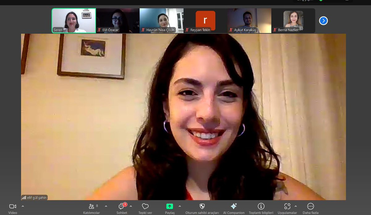 Uzman Psikolog Elif Gül Şahin ile ‘’Gezegene Ağıt:Eko Kaygıyı Anlamak’’ adlı etkinliğimizi gerçekleştirdik. Dönemin son etkinliğinde davetimizi kabul ettiği için Elif Gül Şahin’e ; göstermiş oldukları ilgi ve yaptıkları paylaşımlar için de katılımcılarımıza teşekkür ederiz.