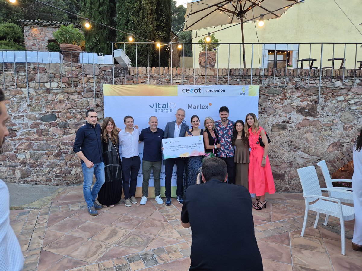 CIPO (@ciposabadell) on Twitter photo 🎉 Més de 28.000 € recaptats al #SoparSolidariCerclemon de <a href="/PatronalCecot/">Patronal Cecot</a> per ampliar espais del Servei de Medi Natural i Jardineria i Formació!
Gràcies a totes les empreses i persones que ho heu fet possible. Continuem sumant per una economia més inclusiva! 🤝 #femxarxa 🎉 Més de 28.000 € recaptats al #SoparSolidariCerclemon de <a href="/PatronalCecot/">Patronal Cecot</a> per ampliar espais del Servei de Medi Natural i Jardineria i Formació!
Gràcies a totes les empreses i persones que ho heu fet possible. Continuem sumant per una economia més inclusiva! 🤝 #femxarxa