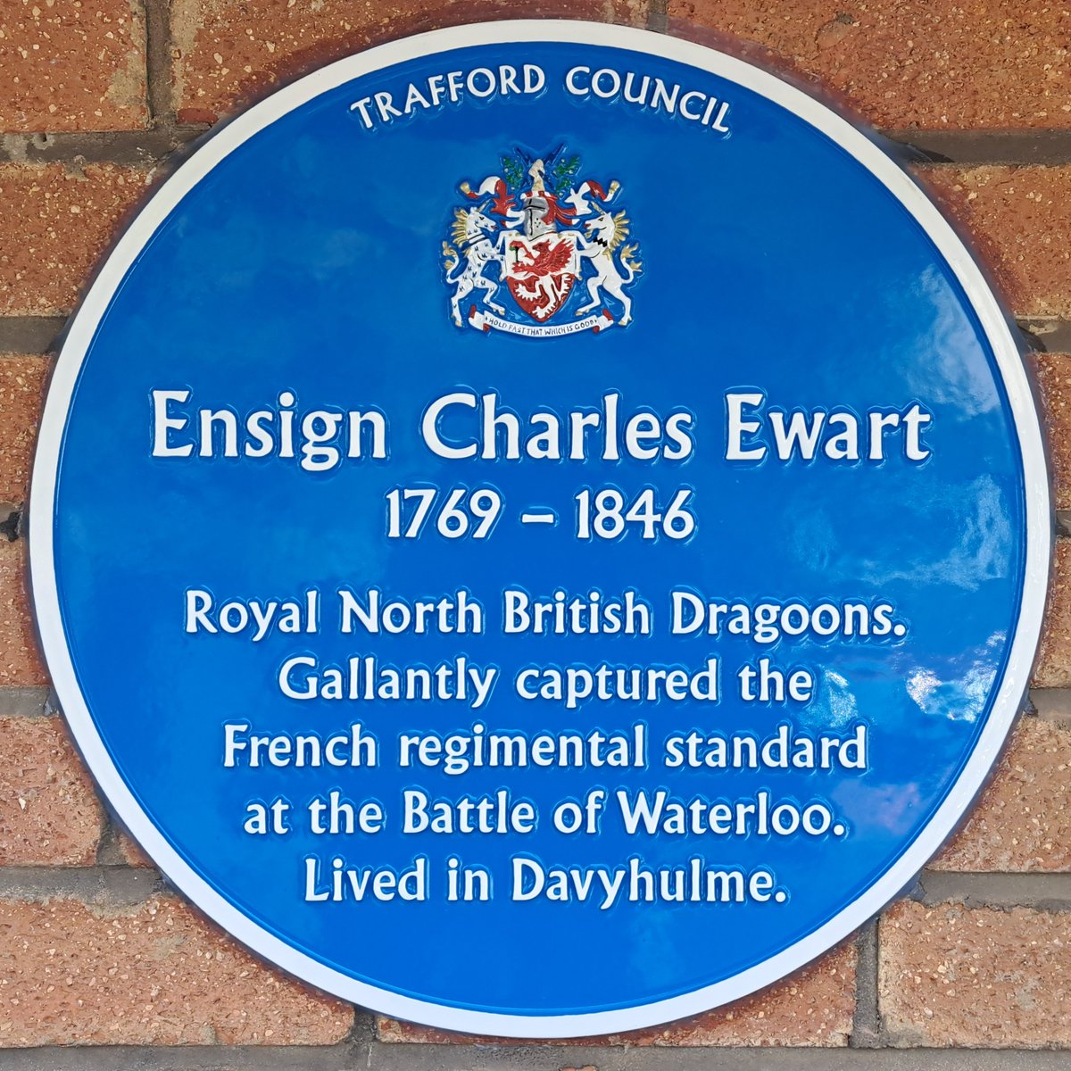 This week we unveiled our newest blue plaque dedicated to Ensign Charles Ewart (1769 - 1846) who serving with Royal North British Dragoons gallantly captured the French regimental standard at the battle of Waterloo. tinyurl.com/77up85uj #blueplaque #davyhulme #urmston