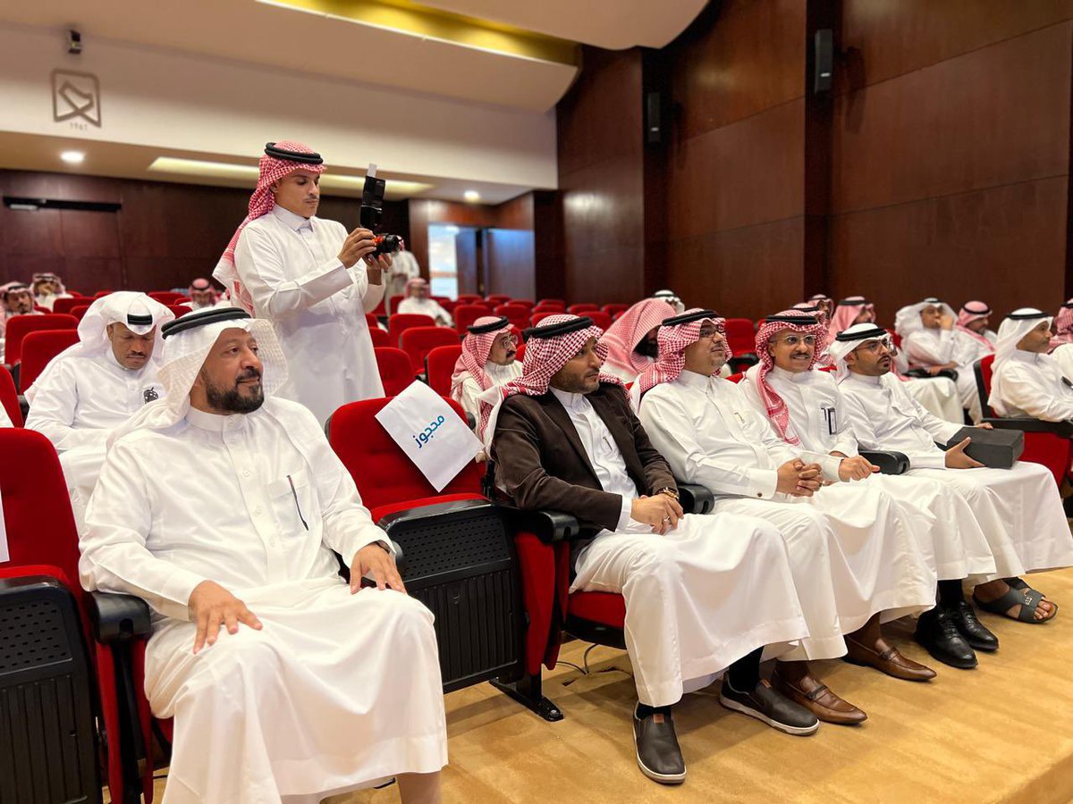 قياس رضا المستفيدين tweet media