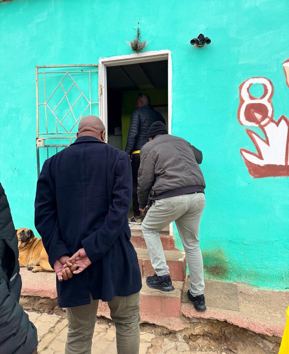 Mondli Gungubele, MP (@mondligungubel_) on Twitter photo Today, we are doing door-to-door for the upcoming by-election in the Western Cape.
We interacted with the people and they have given a thumbs up to the <a href="/MYANC/">ANC - African National Congress</a>.
📍Ward 8, Knysna, Western Cape
#VoteANC
#ANCatWork ⬛️🟩🟨 Today, we are doing door-to-door for the upcoming by-election in the Western Cape.
We interacted with the people and they have given a thumbs up to the <a href="/MYANC/">ANC - African National Congress</a>.
📍Ward 8, Knysna, Western Cape
#VoteANC
#ANCatWork ⬛️🟩🟨