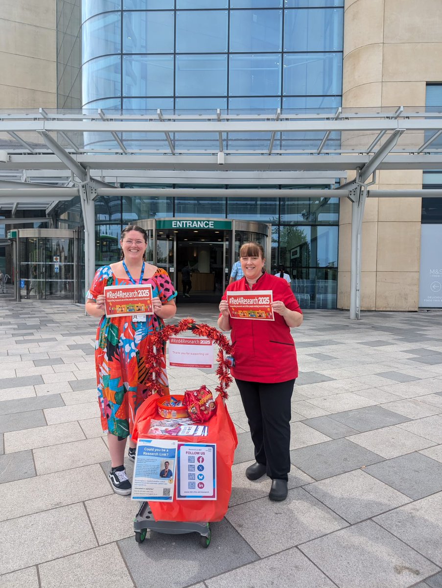 ResearchNBT's tweet image. Looking very red for #Red4Research day. A MASSIVE thank you to everyone.  Research isn’t undertaken by individuals working in isolation, it is made possible by people around the world working together. @northbristolnhstrust @nihrresearch