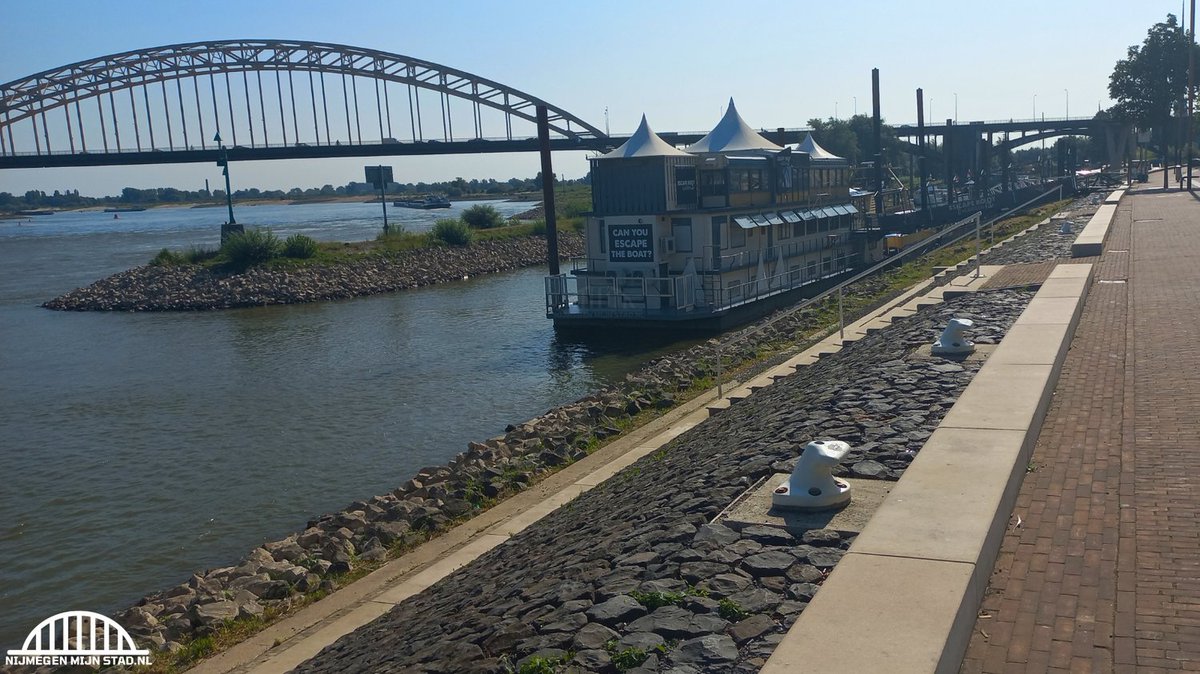 Langs de kade
Onze mooie brug
Geweldig gevoel

#Nijmegen