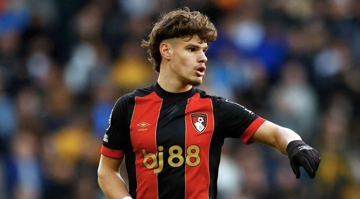 🇭🇺 What a journey these last five years have been for Milos Kerkez. 

From playing for Győr at 16 to being spotted by Paolo Maldini at AC Milan. 

Having the bravery to leave AC Milan for game time at AZ Alkmaar. 

Now signing for the Premier League champions.