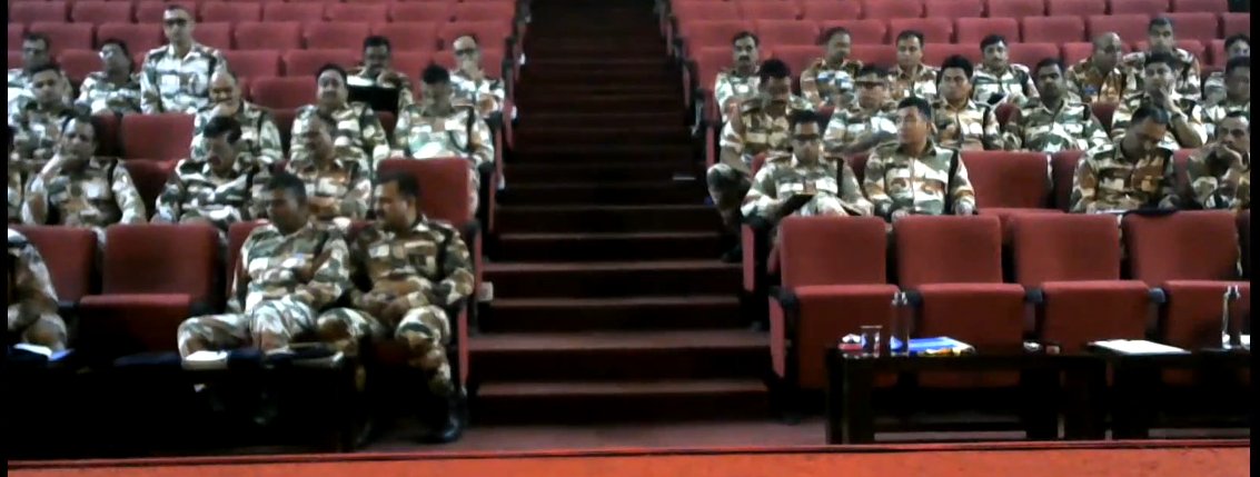 DG <a href="/IDSAIndia/">Manohar Parrikar IDSA, New Delhi</a> <a href="/SujanChinoy/">Sujan Chinoy</a> delivered a lecture on “Future of #India #China Relations” to ITBP Deputy Commandant level officers on Day 2 of the training module. A Lively Q&amp;A session followed.