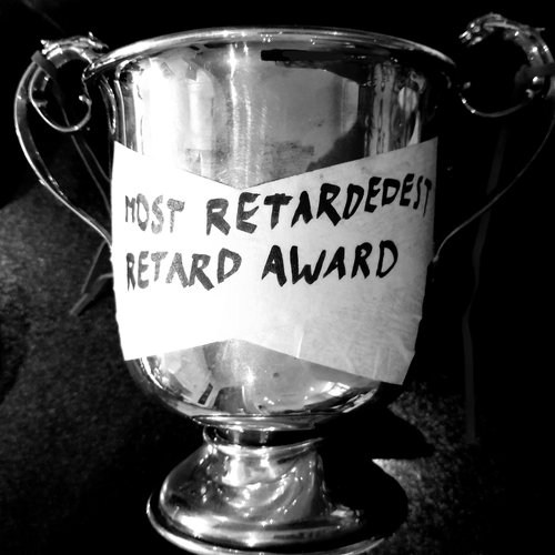 <a href="/IfindRetards/">Retard Finder</a>