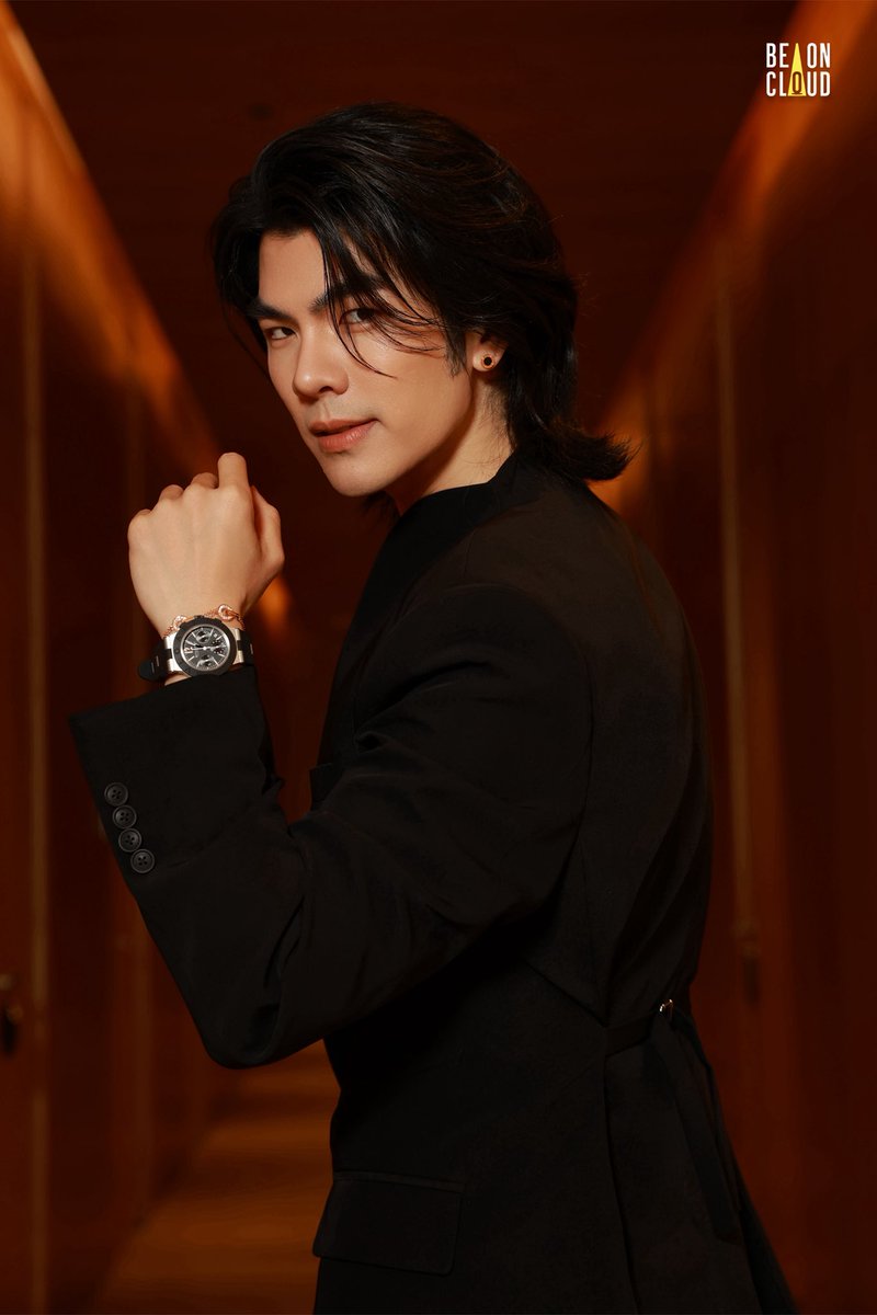 My eyes are so blessed ✨️

BVLGARI NEW POP UP X MILE
#BvlgariCentralChidlomxMile
<a href="/milephakphum/">mile phakphum</a> #MilePhakphum