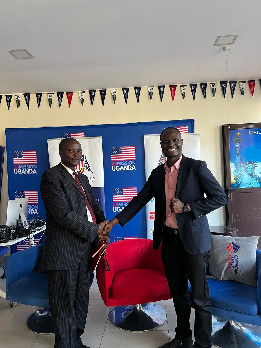 Kikonyogo Robert,CCNA,BGC, MVP (KyU), PhD (@robertkikonyogo) on Twitter photo Thank you <a href="/usmissionuganda/">U.S. Mission Uganda</a> for always giving us platforms to express our ideas and transformative leadership. Cc: <a href="/usedgov/">U.S. Department of Education</a> <a href="/YALIRLCAlumniUg/">YALIRLCEA Alumni- UG</a> <a href="/YALINetwork/">YALI Network</a> <a href="/SUSIUg_Alumni/">SUSI ALUMNI UGANDA</a> #YALITransformation <a href="/PFPUganda/">Professional Fellows Program (PFP) Uganda Alumni</a> Thank you <a href="/usmissionuganda/">U.S. Mission Uganda</a> for always giving us platforms to express our ideas and transformative leadership. Cc: <a href="/usedgov/">U.S. Department of Education</a> <a href="/YALIRLCAlumniUg/">YALIRLCEA Alumni- UG</a> <a href="/YALINetwork/">YALI Network</a> <a href="/SUSIUg_Alumni/">SUSI ALUMNI UGANDA</a> #YALITransformation <a href="/PFPUganda/">Professional Fellows Program (PFP) Uganda Alumni</a>