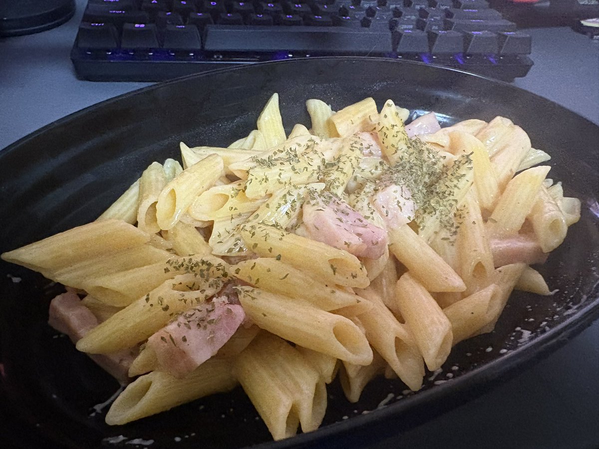 今日はペンネパスタ🫶

今回はちゃんと写真とったどーw