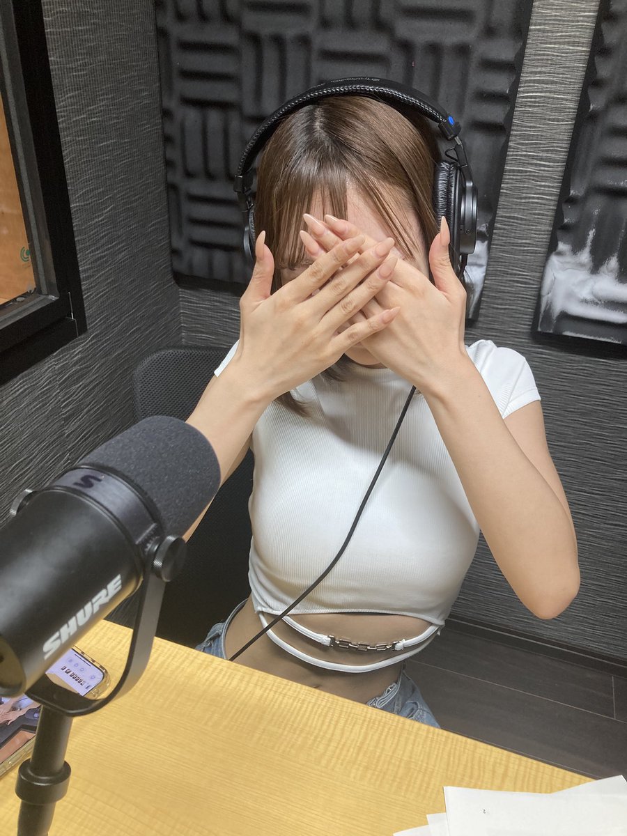 くりちゃん🌰
<a href="/Kuriyama_Rio/">栗山莉緒</a> 

きんよふ始まっております‼️

本日のパーソナリティは
✨栗山莉緒ちゃんです✨

おやすみ前にぜひ
きんよふお聴きくださいね😊