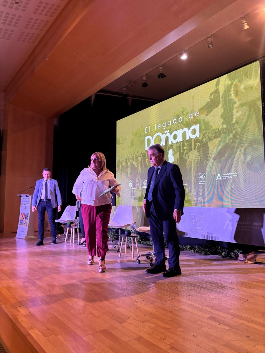 🌍 Finalizamos la tercera jornada de #ElLegadoDeDoñoñana con una mirada hacia el futuro: innovación, relevo generacional y corresponsabilidad como claves para proteger el legado de Doñana.

¡Gracias a todos por acompañarnos!

#Doñana #LegadoConsolacionVera #sostenibilidad