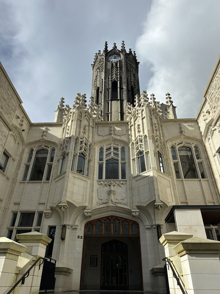 As part of my public diplomacy outreach, I regularly give lectures at universities across Australia and New Zealand. I truly enjoy engaging with the next generation of Kiwis and Aussies.

Last week, I had the pleasure of speaking to an audience of over 100 undergraduate,