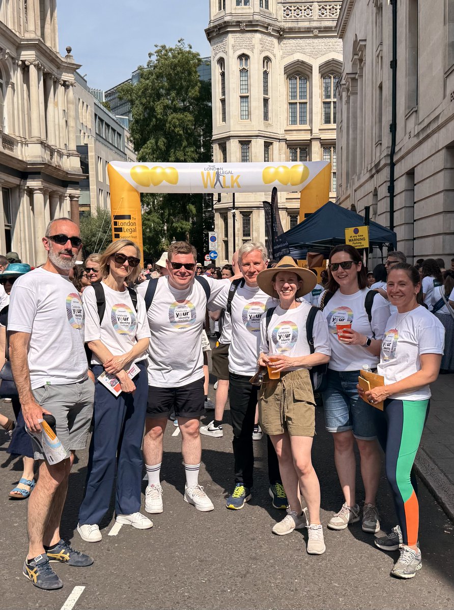 WeAreOpenreach's tweet image. Case closed! 📜

Our legal team joined the #LondonLegalWalk, raising funds for free legal advice charities. With the sun shining, they walked over 10km, supporting a great cause 🚶‍♀️

Kudos to Bella, Luke, Frederic, Paul, and Cecile! Enjoy those well-deserved drinks 🥳