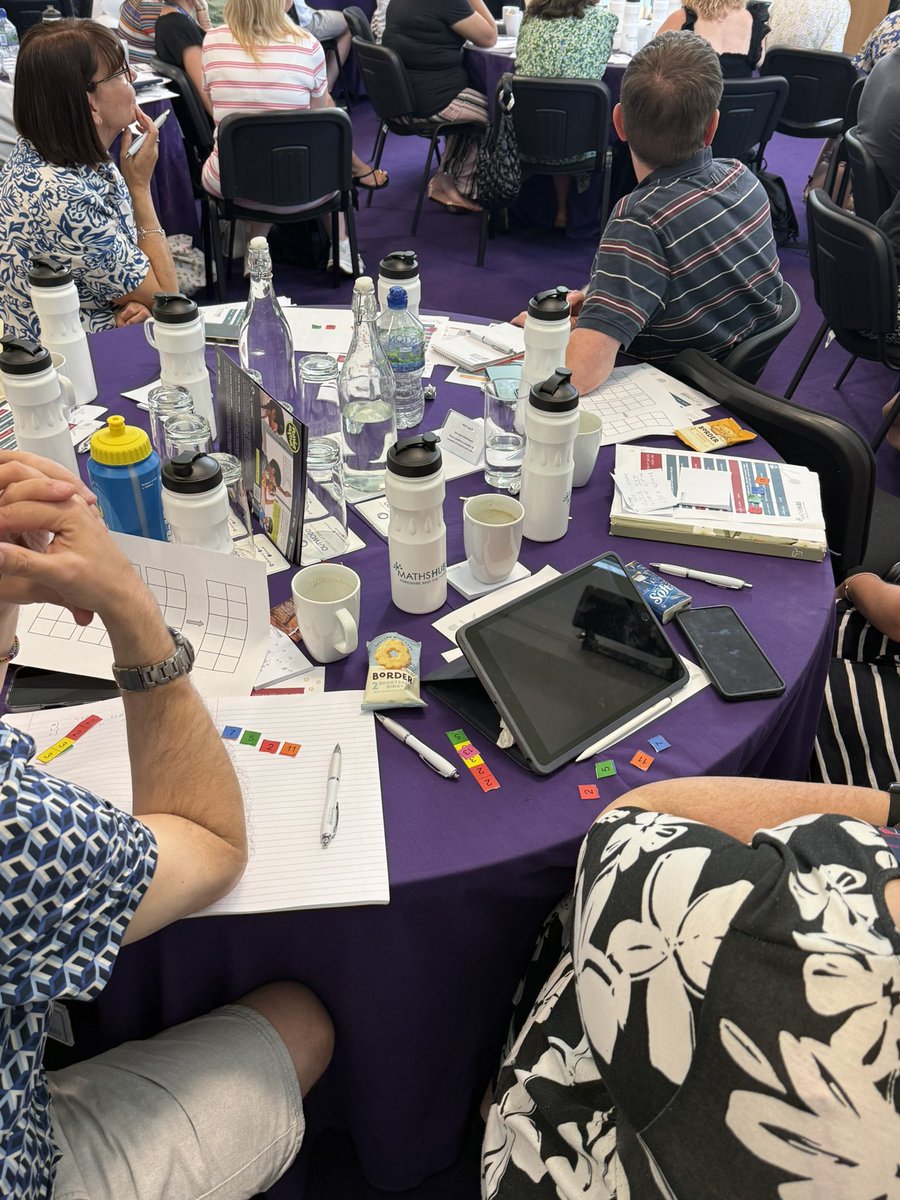 303329's tweet image. We’ve had a brilliant session with Jonathan Hall from MathsBot @StudyMaths thinking about models and methods that last from primary into secondary! We thought deeply about ratio tables, the grid method and prime factorisation 🔢🤖 @YHMathsHub @MathsHubs @NCETM
