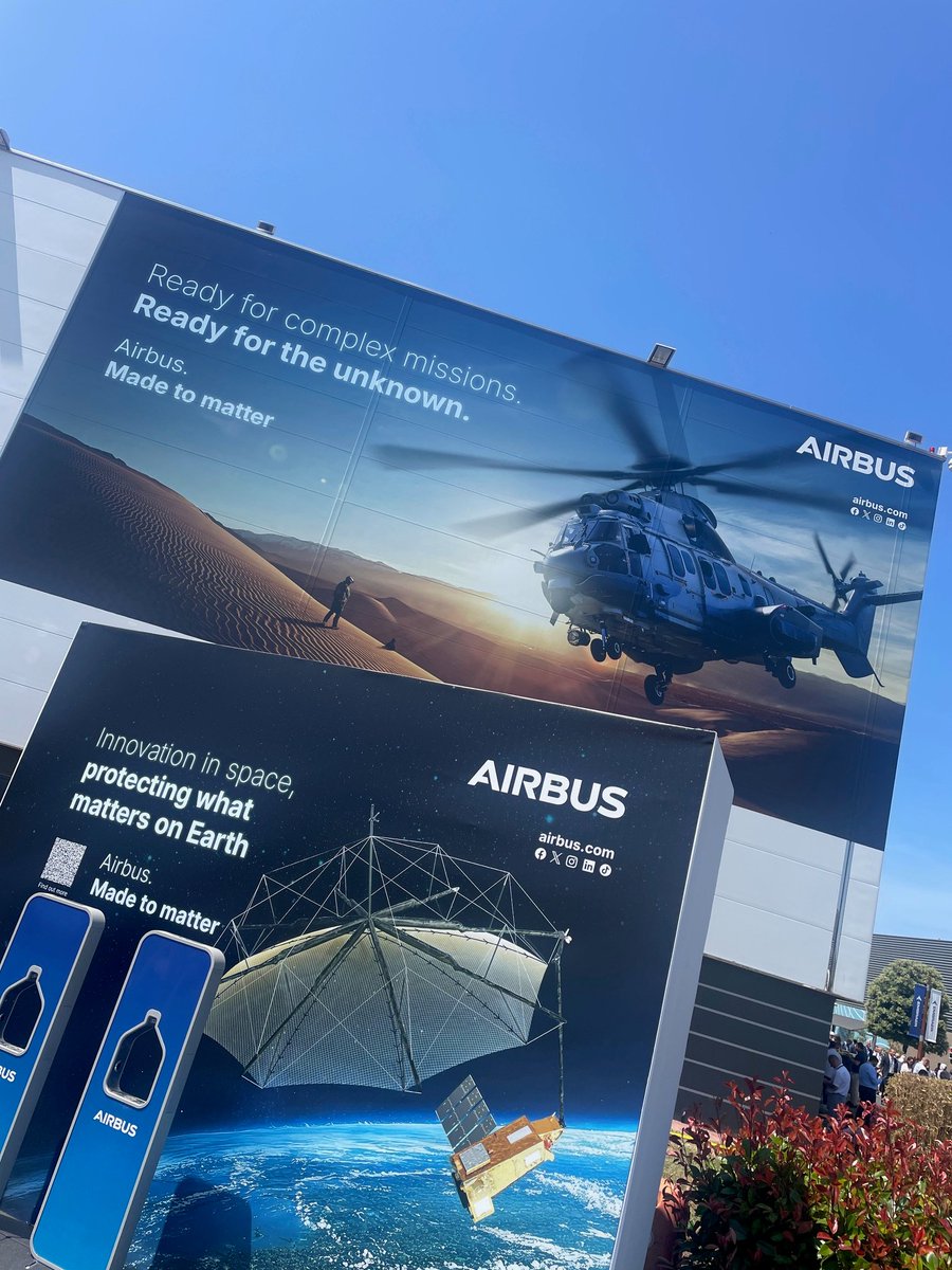 VOLUMIC 3D (@volumic3d) on Twitter photo Les journées s’enchainent sur le <a href="/salondubourget/">Paris Air Show</a> 🤩
🤝 Nous avons eu l’honneur et la joie d’avoir la visite de Philippe TABAROT, Ministre des transports sur notre stand.
Photo © Damien Valente / Terra
#SalonDuBourget #SIAE2025 #Aéronautique #FabricationAdditive #GrandFormat Les journées s’enchainent sur le <a href="/salondubourget/">Paris Air Show</a> 🤩
🤝 Nous avons eu l’honneur et la joie d’avoir la visite de Philippe TABAROT, Ministre des transports sur notre stand.
Photo © Damien Valente / Terra
#SalonDuBourget #SIAE2025 #Aéronautique #FabricationAdditive #GrandFormat