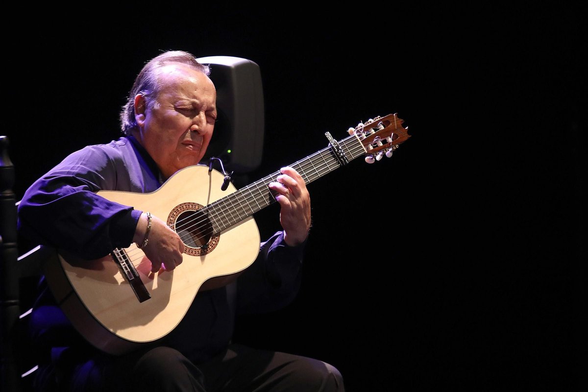 El próximo 27 de junio, el guitarrista y compositor jerezano Paco Cepero llega al Teatro de la #Zarzuela con 'Corazón y Bordón' un recital donde podremos efectuar un recorrido sobre su reconocida y elevada trayectoria artística.

<a href="/culturagob/">Ministerio de Cultura</a> <a href="/INAEM_Cultura/">INAEM</a>