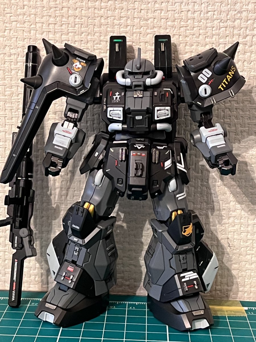 F123_SSCU's tweet image. 森川ジョージ先生のガンプラを参考にやっとここまでε-(´∀`;)
完成まであと少しദ്ദി˶ー̀֊ー́ )✧
#ガンプラ好きと繋がりたい #ハイザックカスタム #チキン屋楼 #再生工場 #クレイドホビーワークス