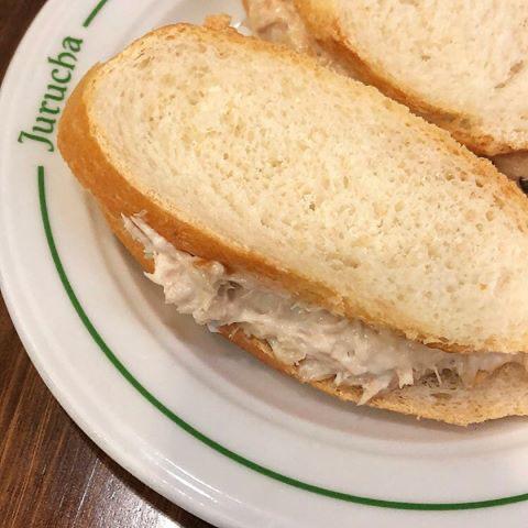 Nuestro pajarito nos ha robado el ♥️ y el paladar...
¿Qué esperas para venir?🤔
📍 C/Ayala 19

#Madrid  #barriodesalamanca #pinchos #aperitivosmadrid #spain <a href="/MadridProyecta/">Madrid Proyecta 🏗️</a> <a href="/FoodieEspana/">Foodie España 🇪🇦</a> <a href="/Megatartufo1/">friends&foodMadrid</a> <a href="/TheFoodie/">Erik Brock</a> <a href="/elespacioviral/">El espacio viral</a> <a href="/ComerBienMadriz/">Comerbienabuenprecio</a>