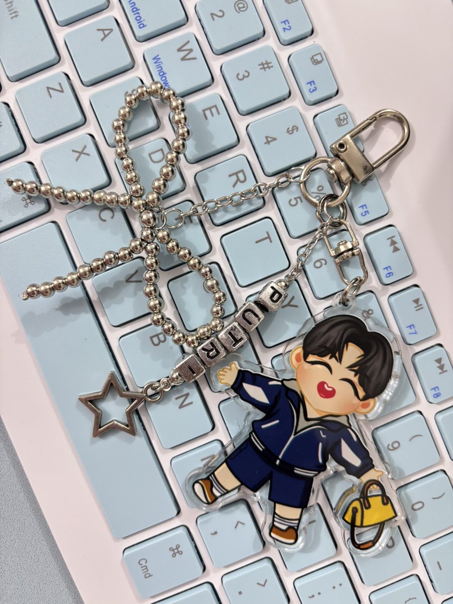 cimcojin's tweet photo. hi, mau minta tolong RT/like🥹🫶🏻

~ open PO keychain ribbon BTS 💫💕✨🧚🏻
💸 38.000 dp 18.000
🏡 Bandung
🗓️ 7hari 
❌ adm Oren
🗒️ name max 5huruf m, custom dm ya
✍️ pilih member? katalog di rep😉💕

bts yoongi suga jhope seokjin jungkook taehyung namjoon rm jimin https://t.co/geDamriiNi