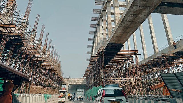 thegreatindiav's tweet image. 🚨 Lucknow set to build 46 new bridges with ₹1,000 crore plan to ease traffic! 🛣️ 

#LucknowDevelopment #UPCities #InfrastructureIndia