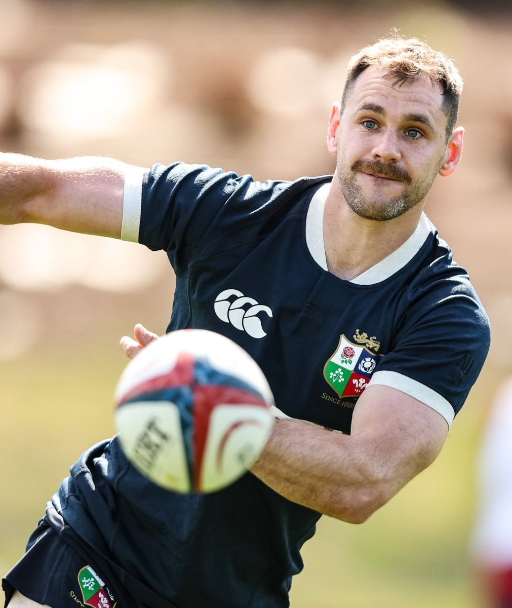 Good luck tonight lads 🦁 

Not many IF any can say they  reached thier Everest in the sport they play + love but tonight you boys will become a Lion 👏 Absolutely outstanding 🏴󠁧󠁢󠁷󠁬󠁳󠁿 I can't wait to watch you boys go tonight and the rest of the team. Pob lwc ❤️