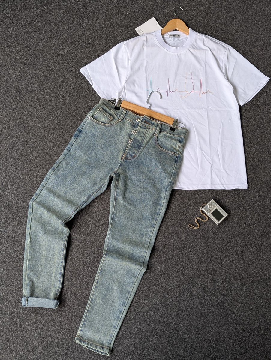 Wakuu au mnataka niwauzie suti kama za Mpina maana Cargo Pant ,jeans na short pensi hamtaki