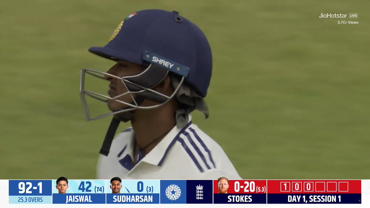 IPL ka sher, Test mein zero! 😅
Red ball ke aage sabka game alag hi ho jaata hai!
#Sudharsan #INDvsENG #TestCricket #RealityCheck