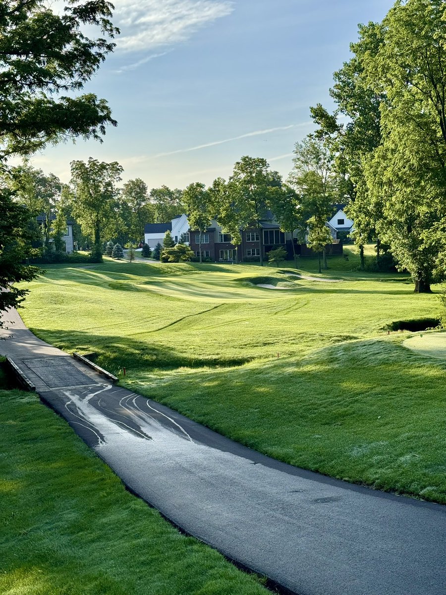 BentgrassWizard's tweet image. Day 2 of the 2025 @Chatham_Hills Men’s Invitation is under way and we are firing on all cylinders 🧨 Enjoy⛳️
