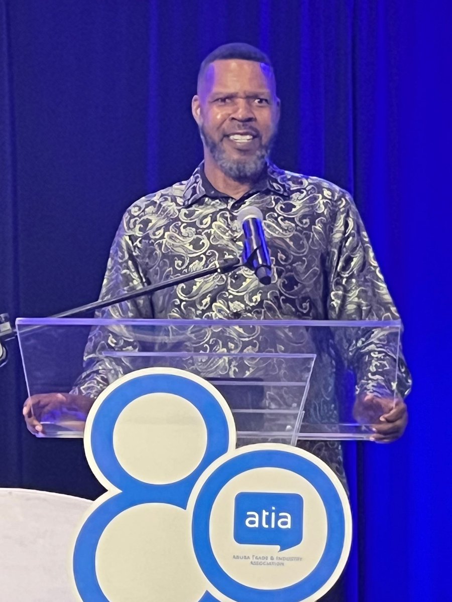 ILO Caribbean (@ilocaribbean) on Twitter photo Director <a href="/ILOCaribbean/">ILO Caribbean</a> Joni Musabayana addressing the Aruba Trade and Industry Association’s 80th anniversary celebration
“𝗦𝘁𝗿𝗼𝗻𝗴 𝘀𝗼𝗰𝗶𝗮𝗹 𝗽𝗮𝗿𝘁𝗻𝗲𝗿𝘀𝗵𝗶𝗽𝘀 𝗱𝗿𝗶𝘃𝗲 𝗿𝗲𝘀𝗶𝗹𝗶𝗲𝗻𝘁 𝗲𝗰𝗼𝗻𝗼𝗺𝗶𝗲𝘀” <a href="/jonitokomusa/">Joni Musabayana</a> Director <a href="/ILOCaribbean/">ILO Caribbean</a> Joni Musabayana addressing the Aruba Trade and Industry Association’s 80th anniversary celebration
“𝗦𝘁𝗿𝗼𝗻𝗴 𝘀𝗼𝗰𝗶𝗮𝗹 𝗽𝗮𝗿𝘁𝗻𝗲𝗿𝘀𝗵𝗶𝗽𝘀 𝗱𝗿𝗶𝘃𝗲 𝗿𝗲𝘀𝗶𝗹𝗶𝗲𝗻𝘁 𝗲𝗰𝗼𝗻𝗼𝗺𝗶𝗲𝘀” <a href="/jonitokomusa/">Joni Musabayana</a>