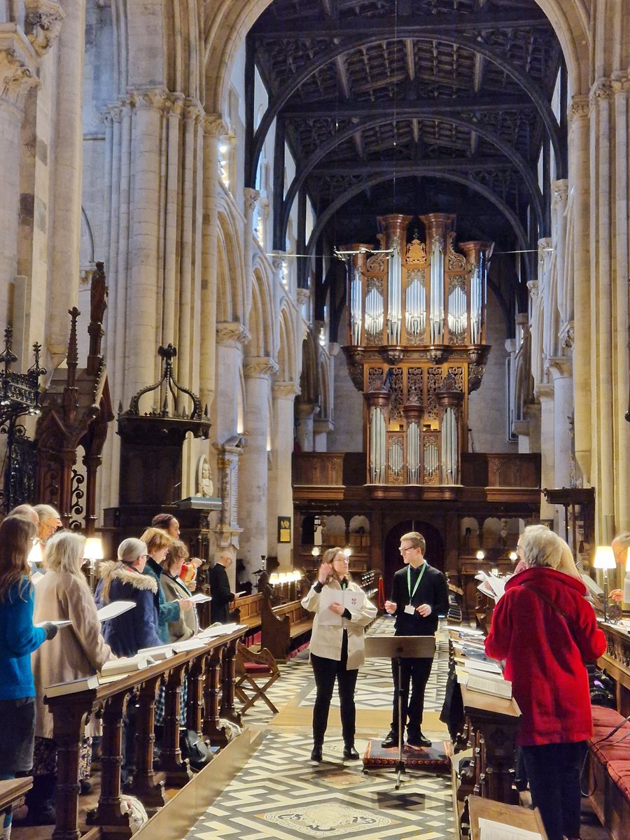 We're on the look-out for our next organ scholar! If you know of a young organist looking to get more experience in accompaniments, conducting and organ repertoire, please put them in touch! <a href="/RSCMCentre/">RSCM Centre</a> <a href="/Oundle4rganists/">Creative Oundle for Organists</a> <a href="/TheOxfordMail/">Oxford Mail</a> <a href="/ChChCathedralOx/">Christ Church Cathedral, Oxford</a>