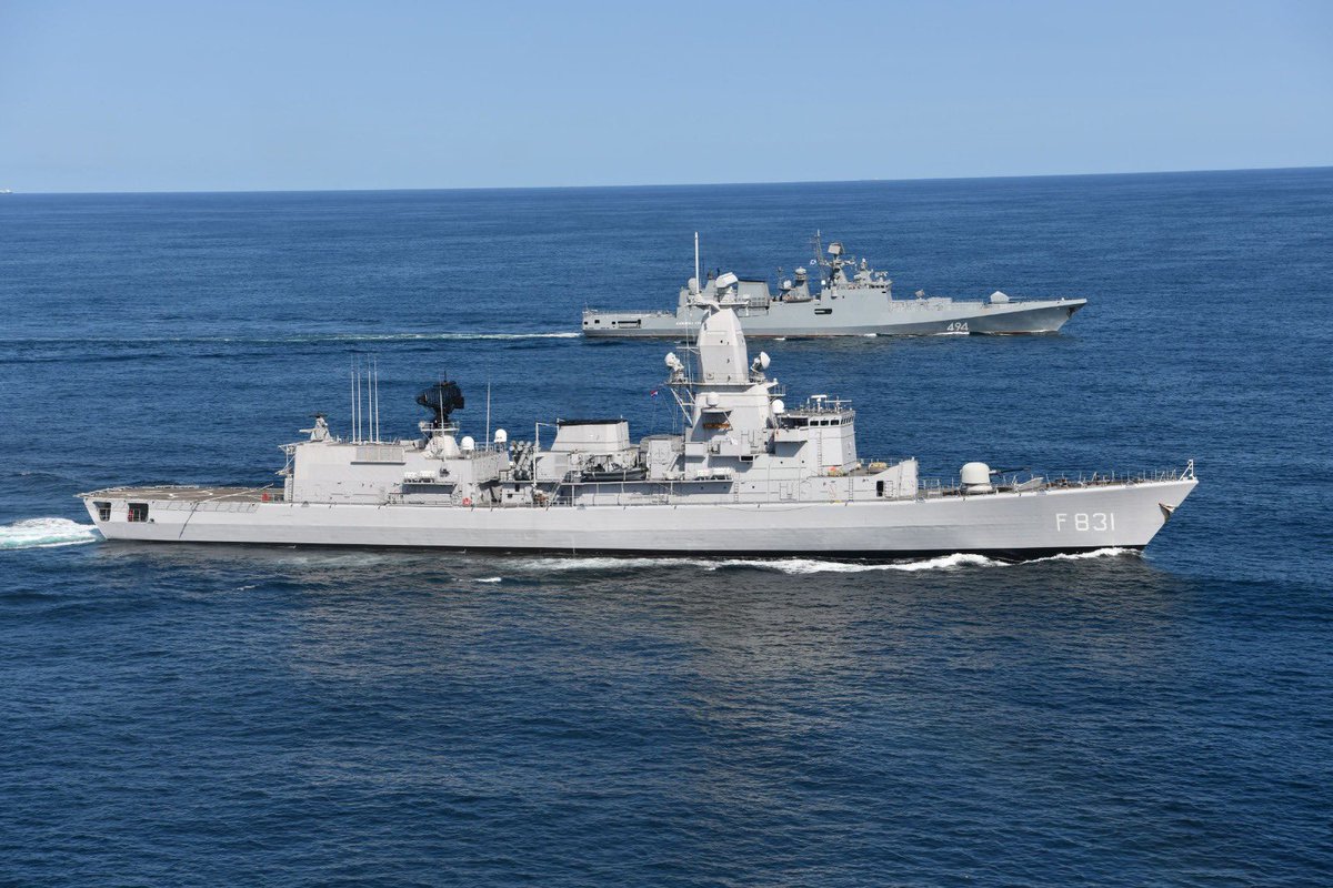 Last night and this morning, our Dutch frigate HNLMS Van Amstel escorted a Russian frigate out of the North Sea.

We stay alert, stand ready, and take action if needed.

In the run-up to the NATO Summit we demonstrate: Russian vessels and potential threats are under close watch.