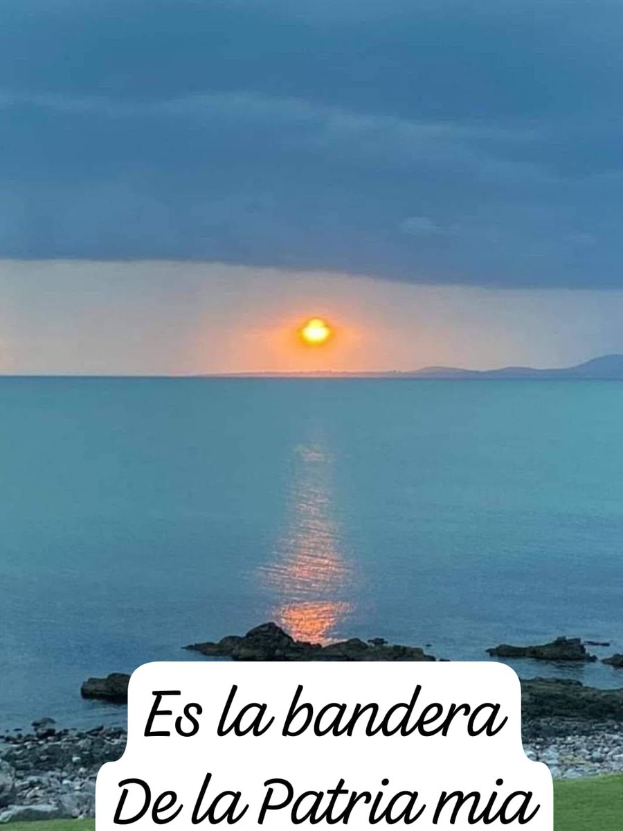 Feliz día patrio amigos macristas!!!!!
El cielo es nuestro!