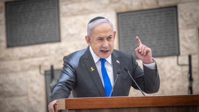 This man is real hero 

#IranVsIsrael #Israel