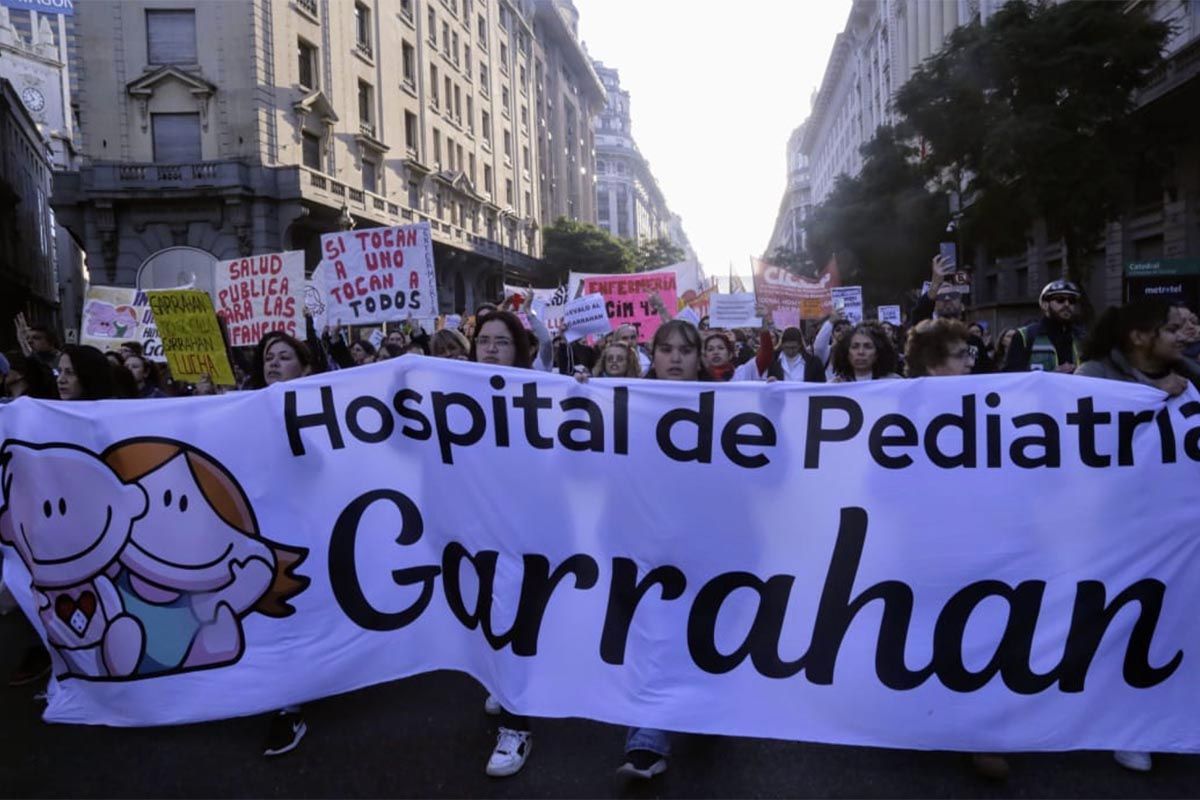 Desde el Garrahan respondieron al ataque de Milei: “Insólito, indignante, repudiable, denunciable”.  buff.ly/423Nul9