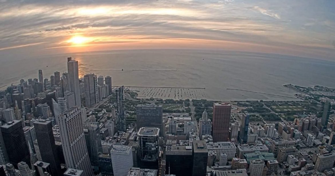 We’re here. The longest daylight of the year. 

15 hrs 13 min 41 sec

Tomorrow we start losing daylight. But let’s stay positive—

Sunsets get later for another week. 

In the next month we’ll only lose 26 minutes of daylight. 

48 more post 8p sunsets. 

86 more post 7p sunsets.