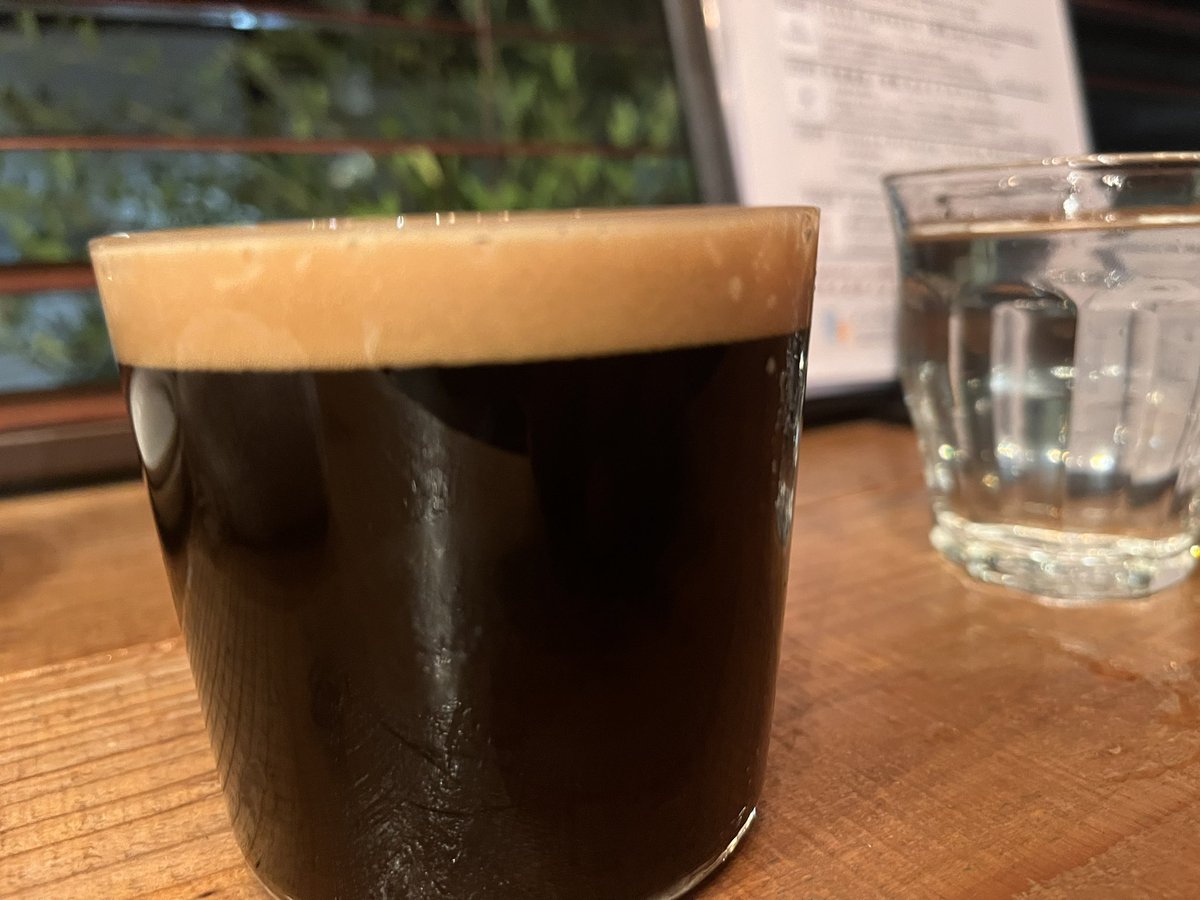 masacinq's tweet photo. 韮崎駅近でクラフトビールを飲むならTAP8(タップエイト)一択🍻
落ち着いた雰囲気の店内で
全国のブルワリーから厳選されたビールが静かに楽しめます
アペリティフも魅惑✨
次のハーフorパイントを迷うのもまた楽し😋
#クラフトビール #韮崎グルメ #TAP8 #ビールのある生活 #山梨クラフトビール https://t.co/DOaIVIceCy